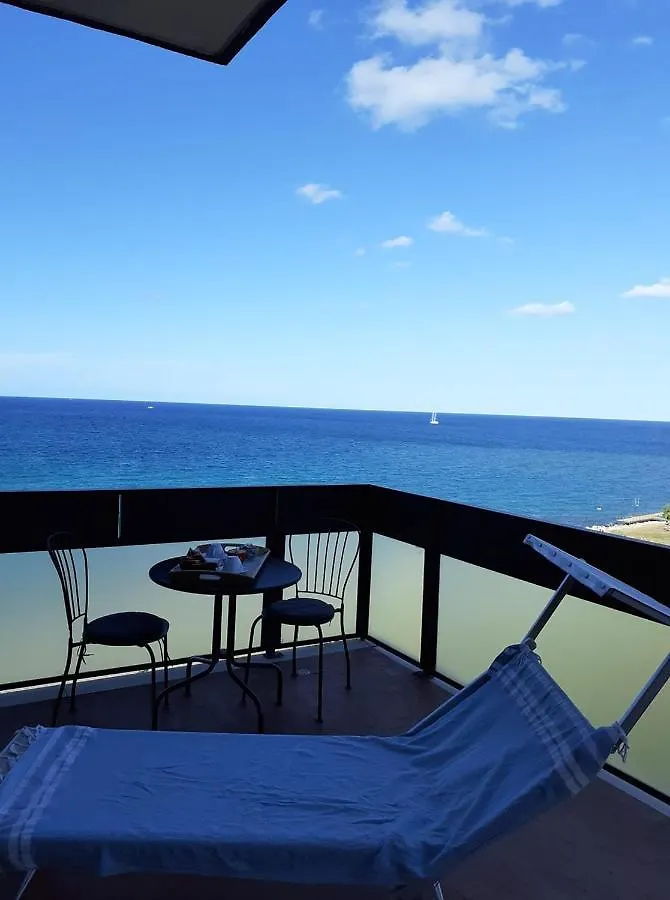 Attico Suite Spiaggia Bari Apartment