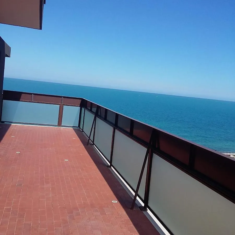 Attico Suite Spiaggia Bari Apartment